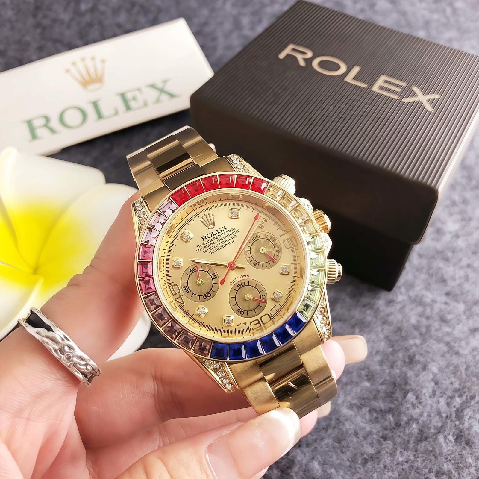Signature Gold Premium Watch